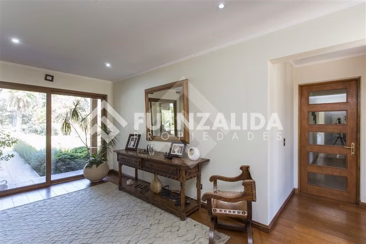 Casa en venta de 6 dorm. en Talagante