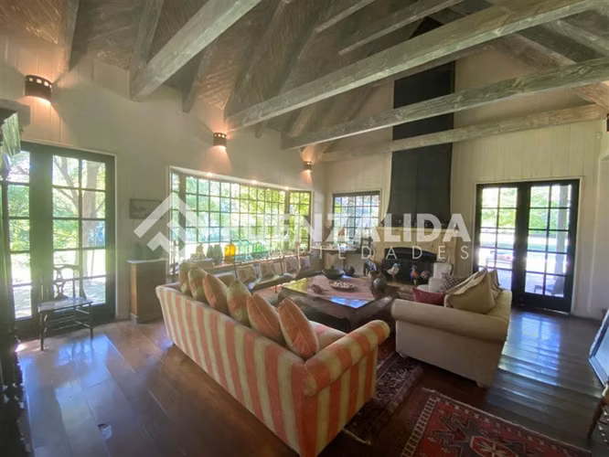 Parcela vendo 6D 6B piscina terraza en Talagante