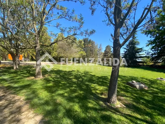 Parcela vendo 6D 6B piscina terraza en Talagante