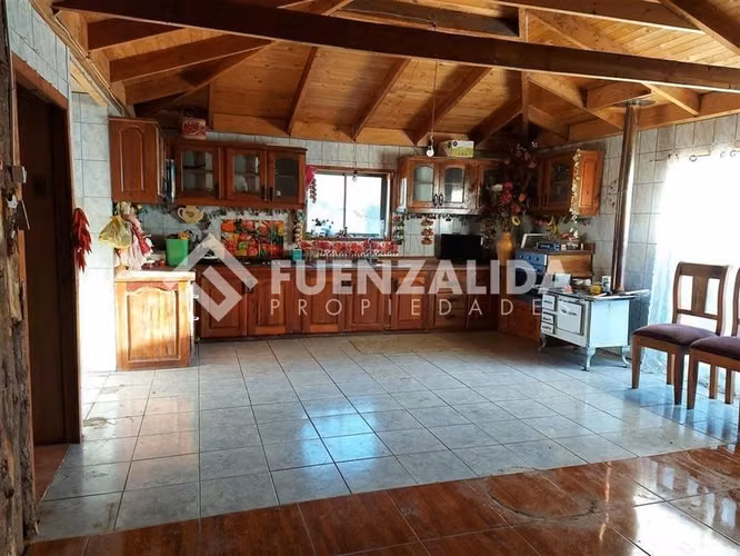 Sitio vendo con galpon y oficinas pareclacion Isla de Maipo