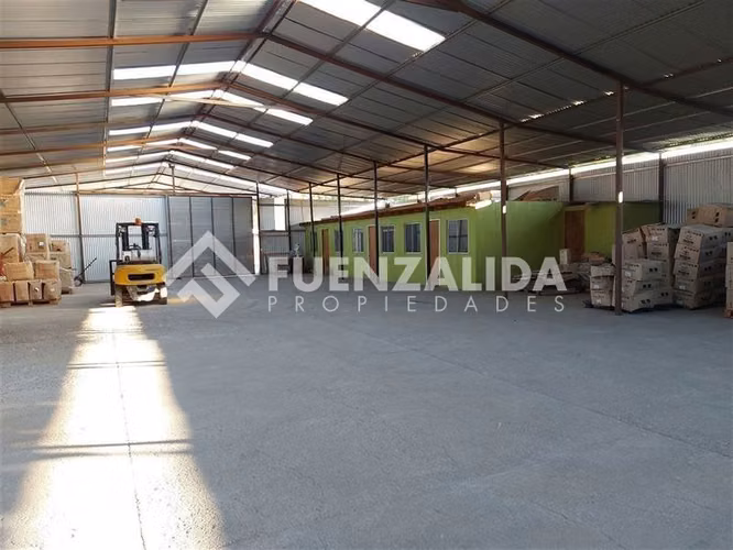 Sitio vendo con galpon y oficinas pareclacion Isla de Maipo