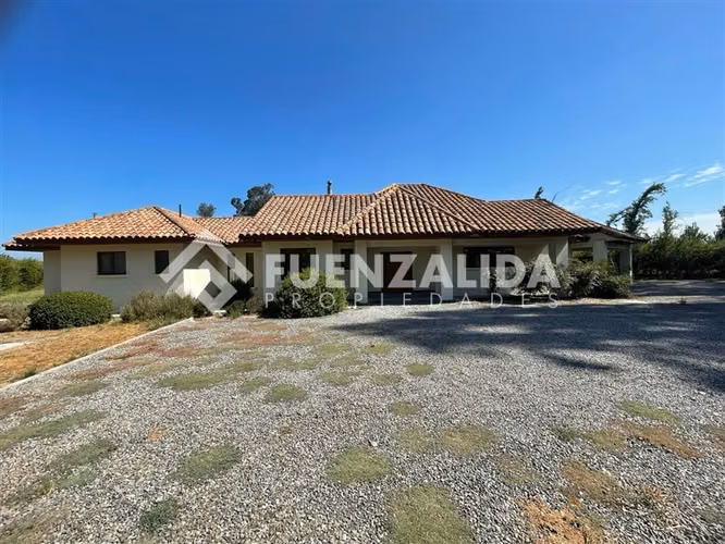 VENTA CASA 4D 3B COND CON RECEPCION FINAL - Imagen 17