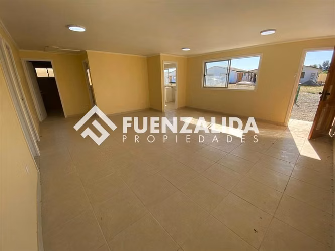 Casa nueva en arriendo de 3D 2B estacionamiento en Talagante