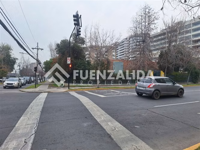Sitio en Venta en Las Condes