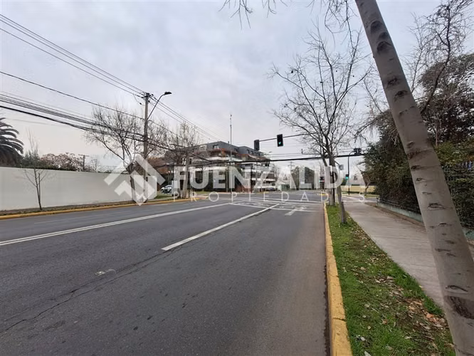 Sitio en Venta en Las Condes