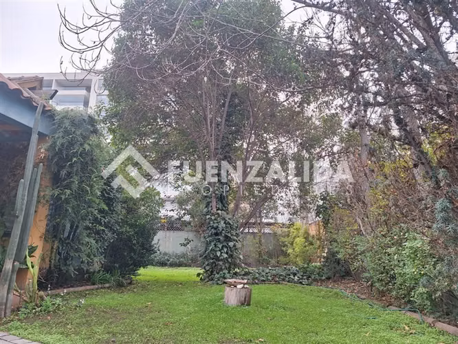 Sitio en Venta en Las Condes