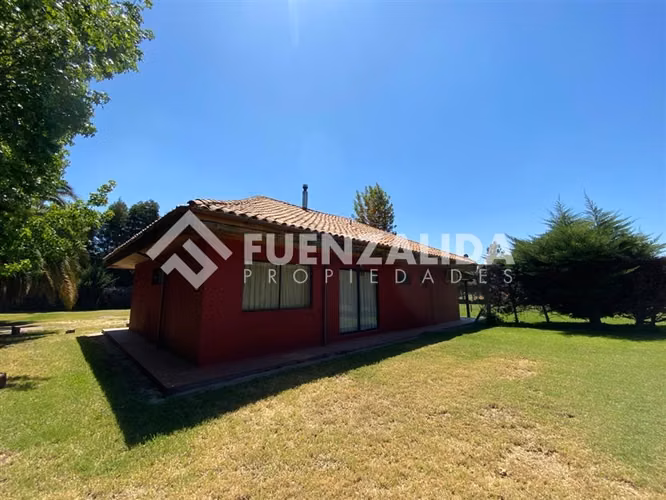 Casa arriendo de 3D 3B sala estar piscina terraza Peñaflor