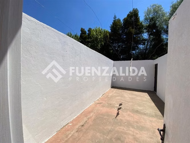 Parcela arriendo de 3D 3B sala estar piscina terraza Peñaflo