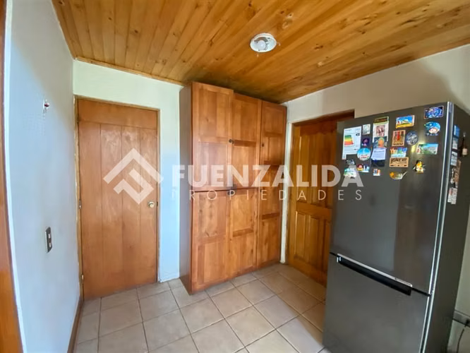 Parcela arriendo de 3D 3B sala estar piscina terraza Peñaflo