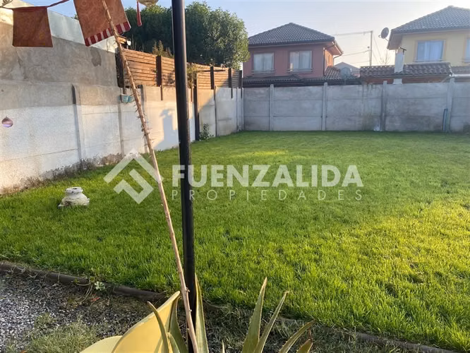 Casa en Venta AMPLIO TERRENO 3 Dorm-3Baños Isla de Maipo
