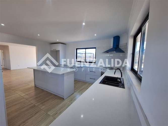 Casa en venta de 4 dorm. en Talagante - Imagen 2