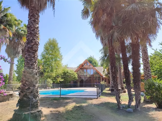 Casa en Parcela se vende 4D 4B Piscina Condomino Talagante