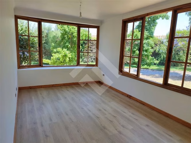 Casa en Parcela se vende 4D 4B Piscina Condomino Talagante