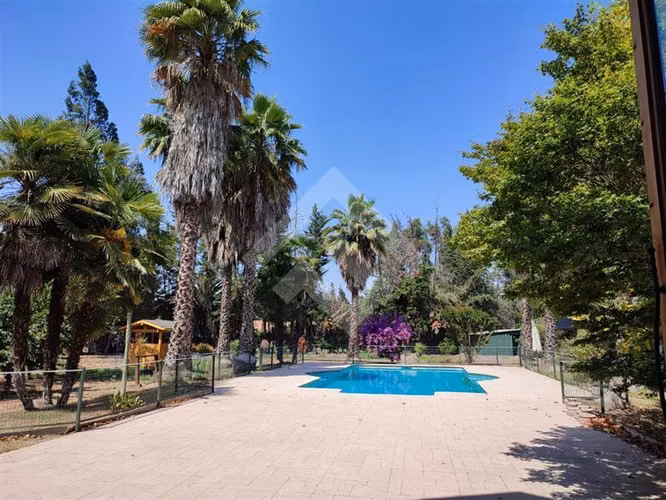 Casa en Parcela se vende 4D 4B Piscina Condomino Talagante
