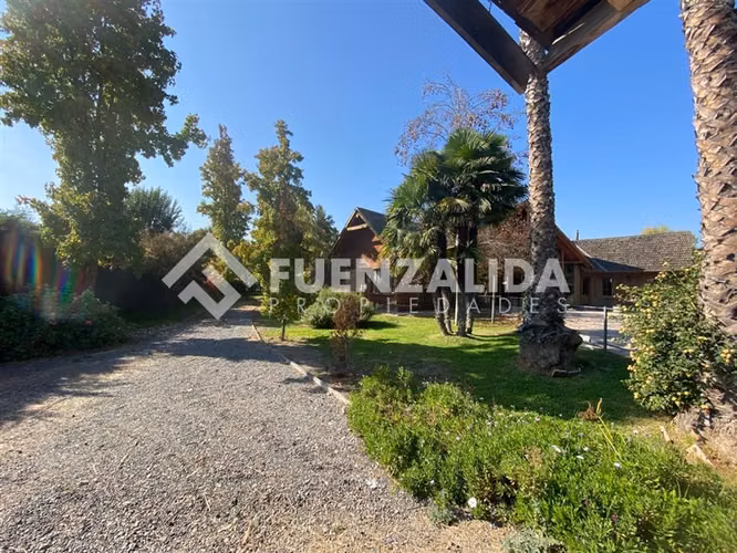 Casa en Parcela se vende 4D 4B Piscina Condomino Talagante
