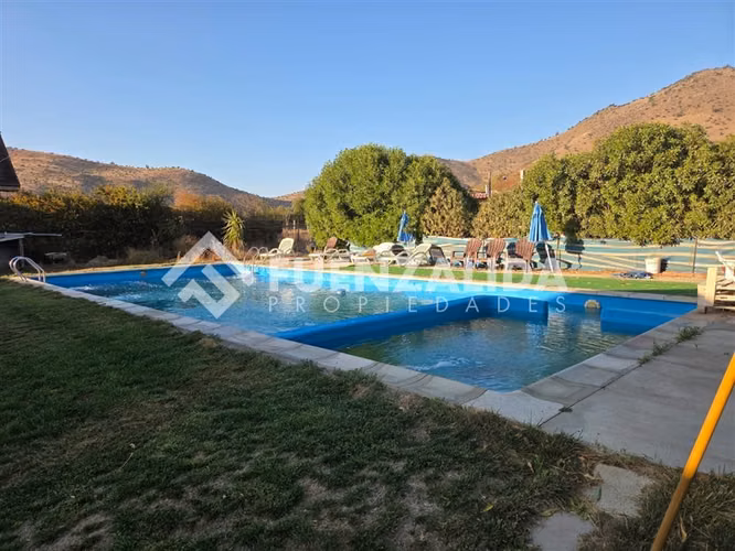 Parcela Vendo 7D 7B piscina en Condominio Padre Hurtado