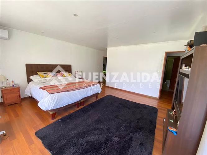 Parcela Vendo 7D 7B piscina en Condominio Padre Hurtado