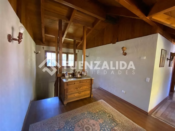 Casa vendo 7D6B piscina gran jardin no condominio Talagante