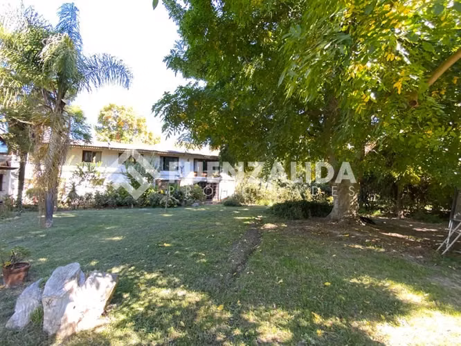 Casa vendo 7D6B piscina gran jardin no condominio Talagante