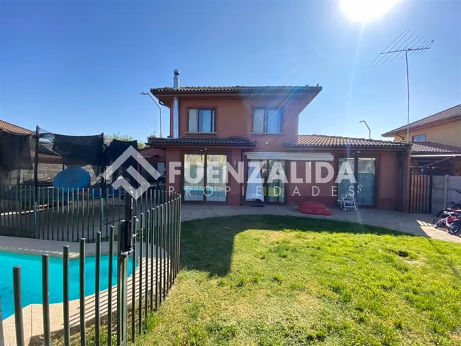 Casa vendo 3D 3B Piscina Terraza Condominio Isla de Maipo