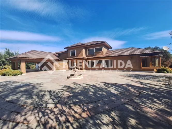 Casa en venta de 6 dorm. en Talagante. Colegio Carampangue