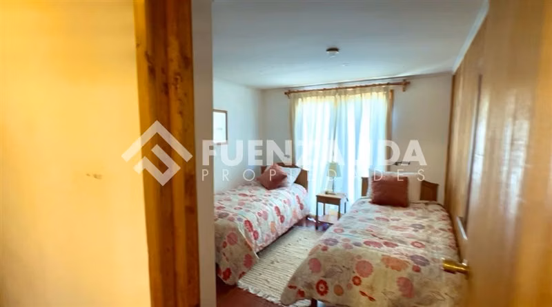 Casa en venta de 4 dorm. en Algarrobo