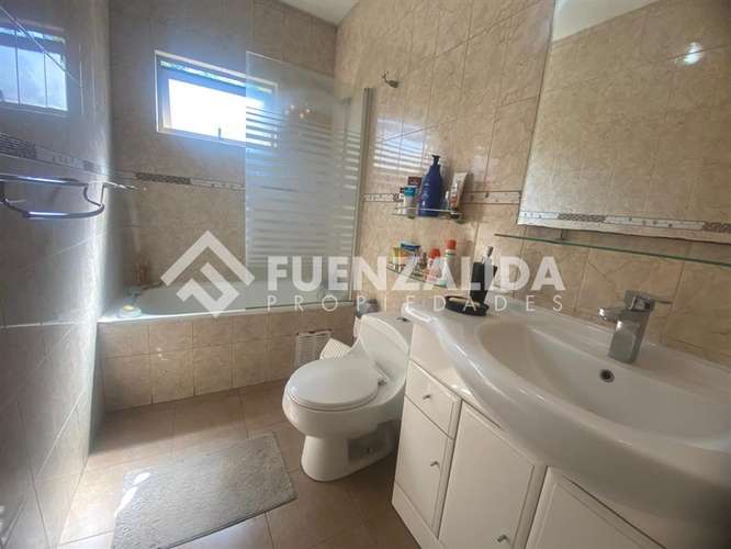 Casa en parcela 3D 4B jardín formada en Talagante - Imagen 7