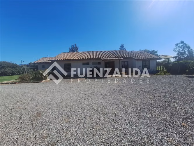 Parcela en venta en Talagante. 4 dorm Colegio Carampangue