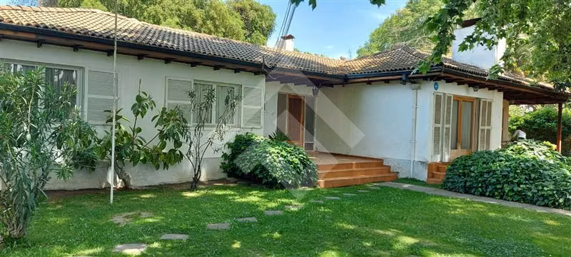 Local Comercial, casa, bodega arriendo centro Isla de Maipo