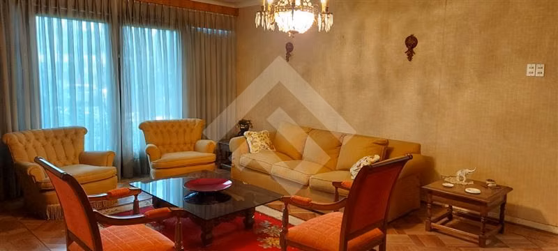 Oficina arriendo amplio terreno centro Isla de Maipo