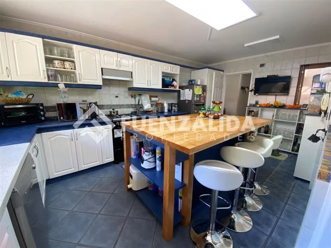 Parcela vendo 5D 4B Piscina Quincho P solar en Talagante