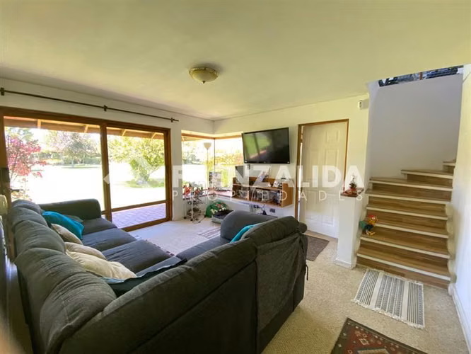 Parcela vendo 5D 4B Piscina Quincho P solar en Talagante