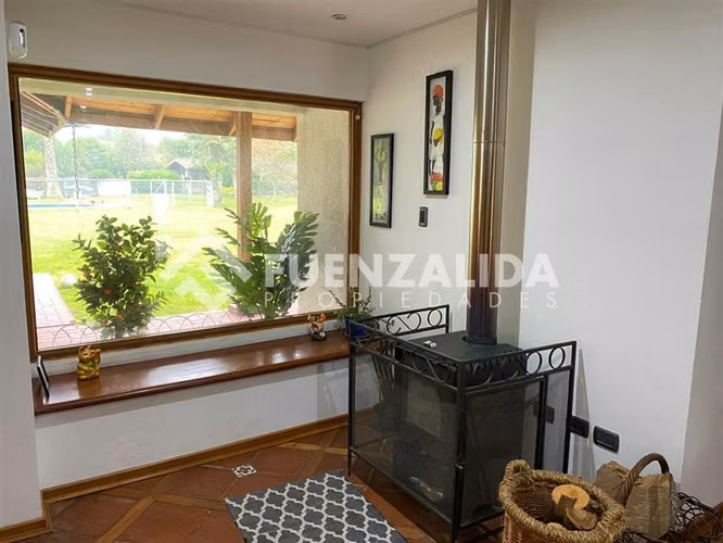 Parcela vendo 5D 4B Piscina Quincho P solar en Talagante