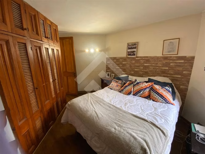 Arriendo casa 5D 6B piscina quincho terrazas en La Reina .
