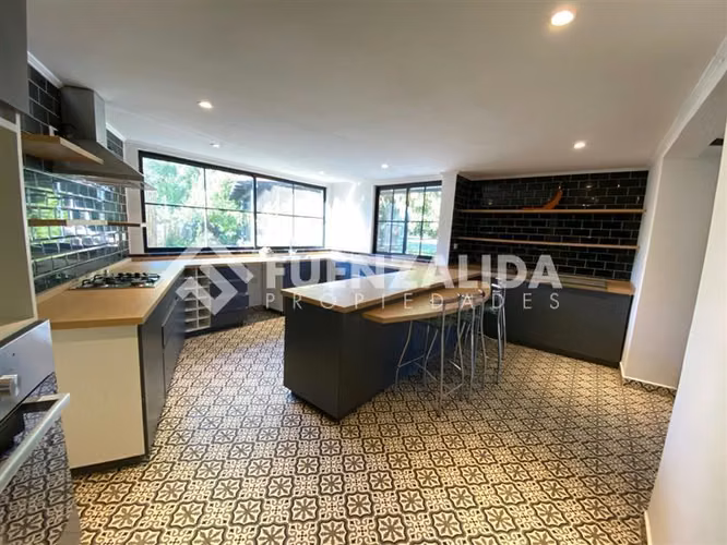 Parcela vendo 5D 4B más depto equipado piscina en Talagante