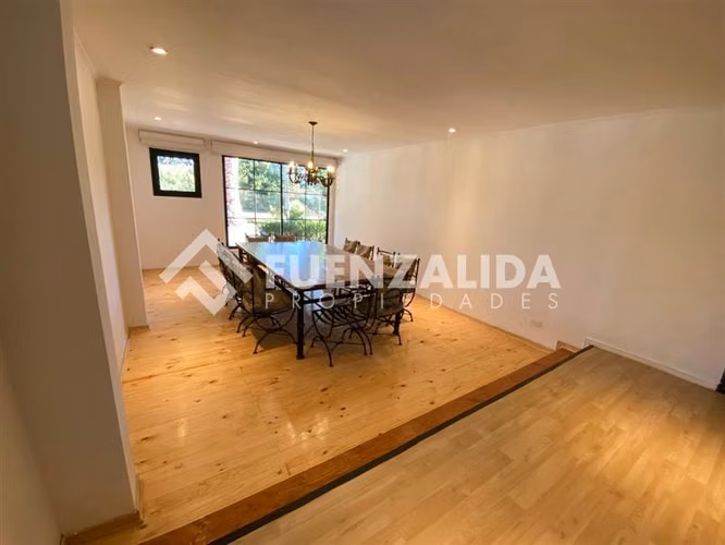 Parcela vendo 5D 4B más depto equipado piscina en Talagante