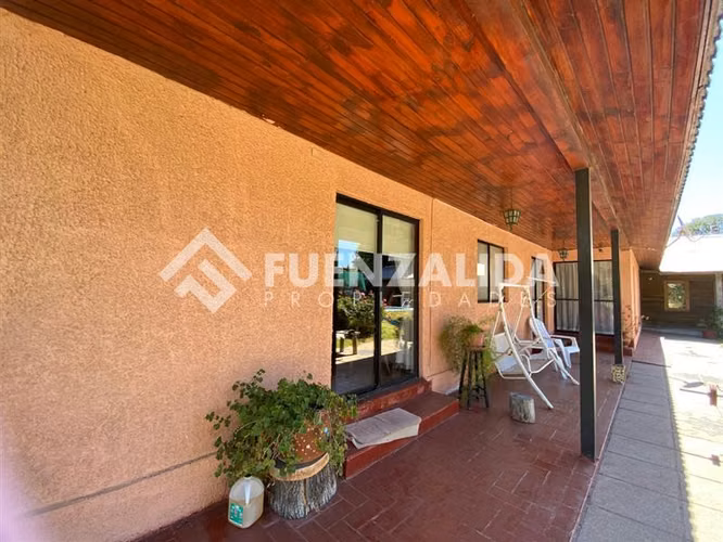 Parcela con casa 5D 3B piscina quincho vendo en Talagante