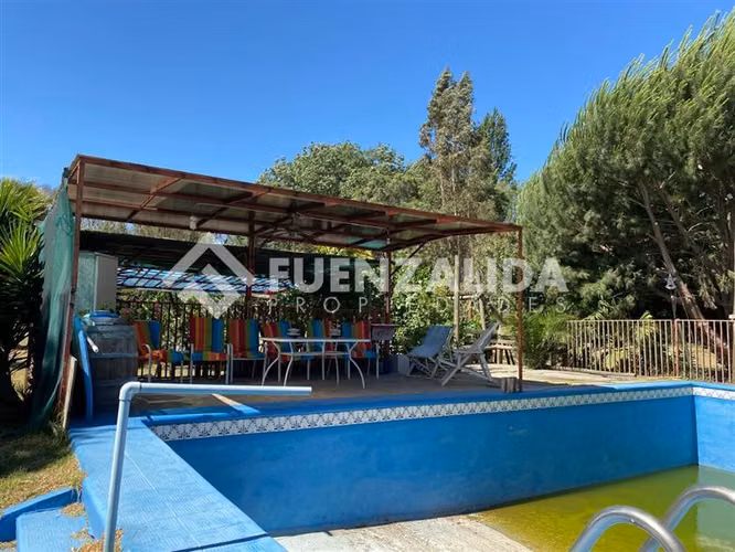Parcela con casa 5D 3B piscina quincho vendo en Talagante