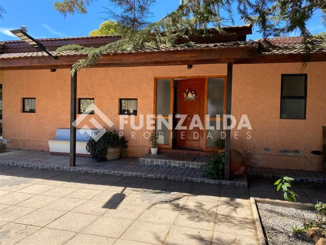 Parcela con casa 5D 3B piscina quincho vendo en Talagante