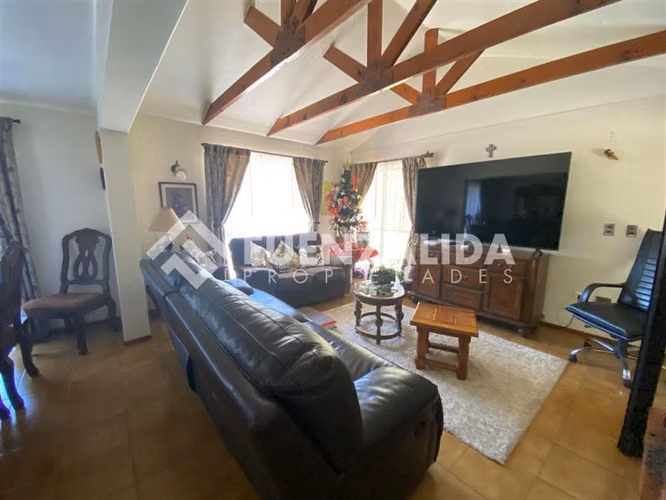 Parcela con casa 5D 3B piscina quincho vendo en Talagante