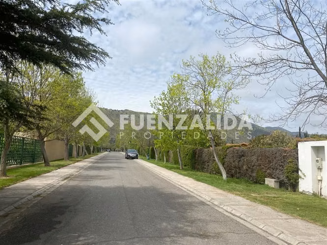 Parcela vendo 6D 6B piscina Quincho Condominio Calera Tango
