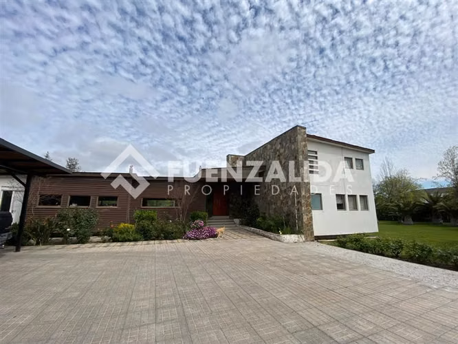 Parcela vendo 6D 6B piscina Quincho Condominio Calera Tango