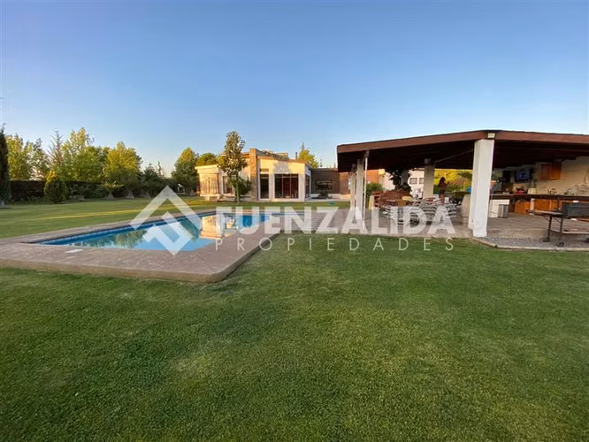 Parcela vendo 6D 6B piscina Quincho Condominio Calera Tango