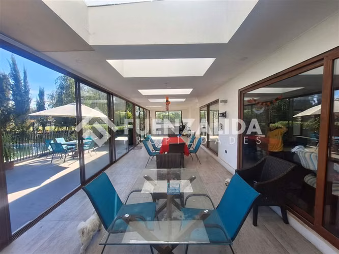 Parcela en venta en Talagante 5 dor. 5 baños