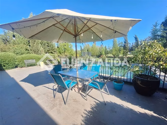 Parcela en venta en Talagante 5 dor. 5 baños