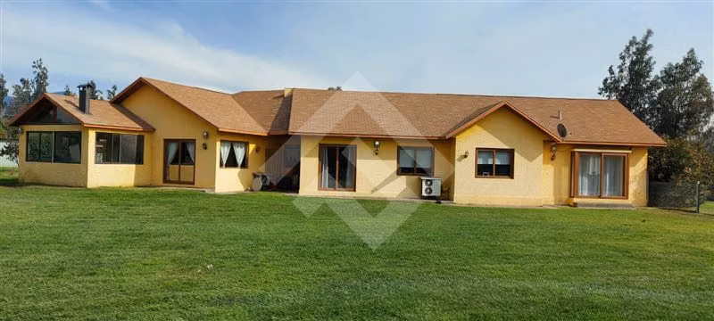 Parcela vendo 7D 5B piscina Quincho Isla de Maipo