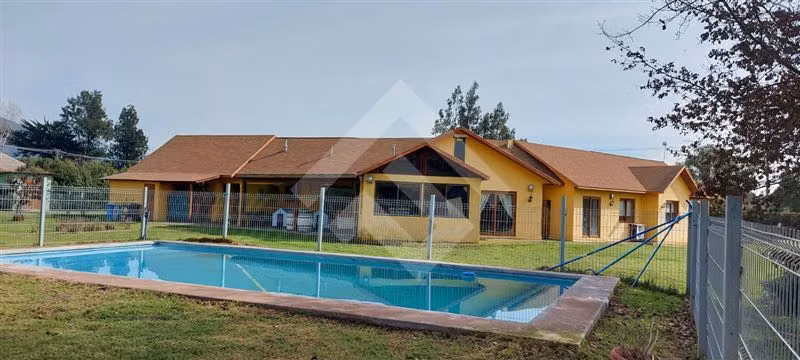 Parcela vendo 7D 5B piscina Quincho Isla de Maipo