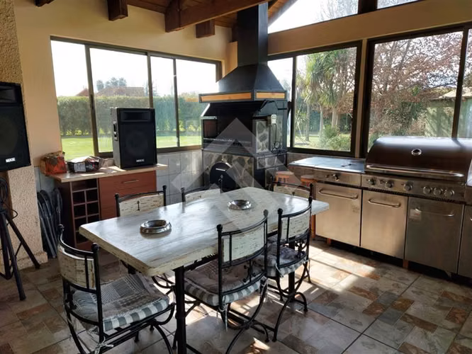 Parcela vendo 7D 5B piscina Quincho Isla de Maipo