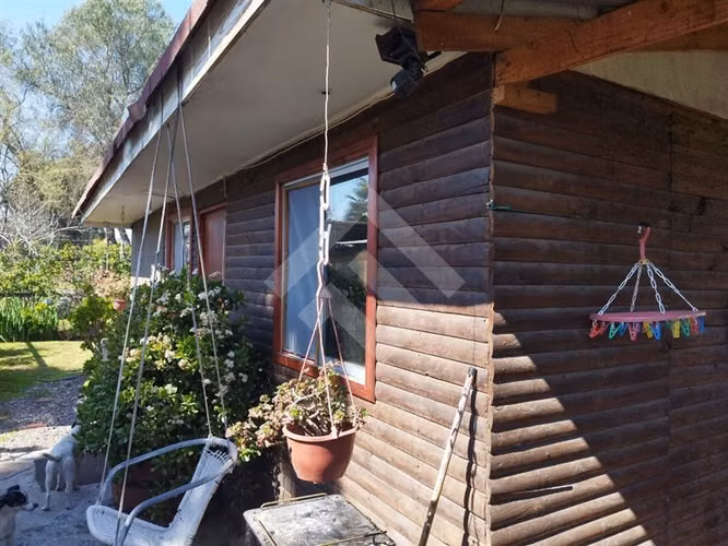 SE VENDE, parcela orilla camino 4 instaciones independiente