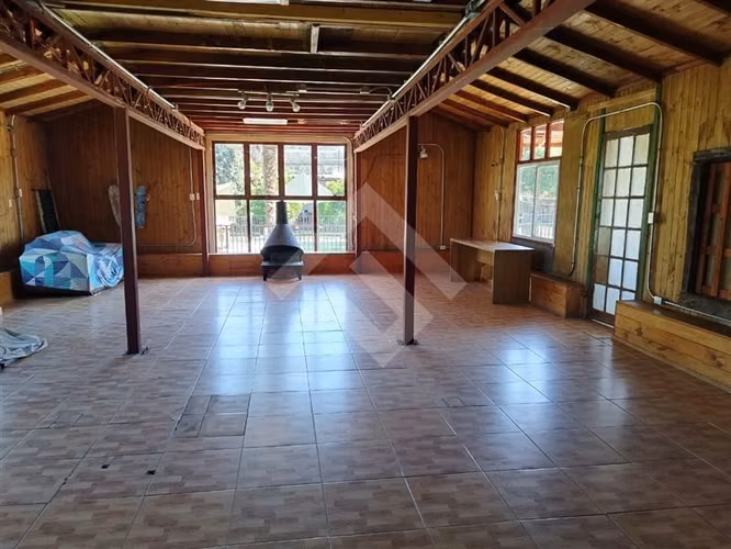 SE VENDE, parcela orilla camino 4 instaciones independiente